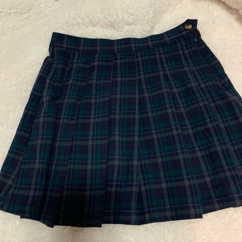 Pleated skirt 🕊